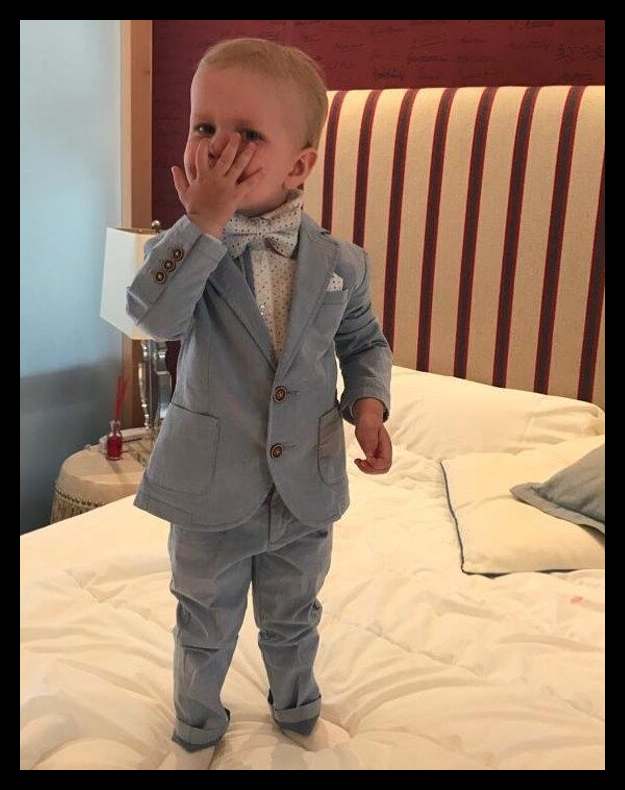 Виторган Планон Максимович родился 18 ноября 2016 года, Мама Ксения Собчаг папа Максим Виторган. Платон очень любит старших брата и сестру (детей Максима Виторгана от предыдущих браков – прим. «СтарХит»). Платон уже несколько раз путешествовал вместе с родителями. Мальчик побывал в Прибалтике, Испании, Сочи и даже совершил вояж по Азии.