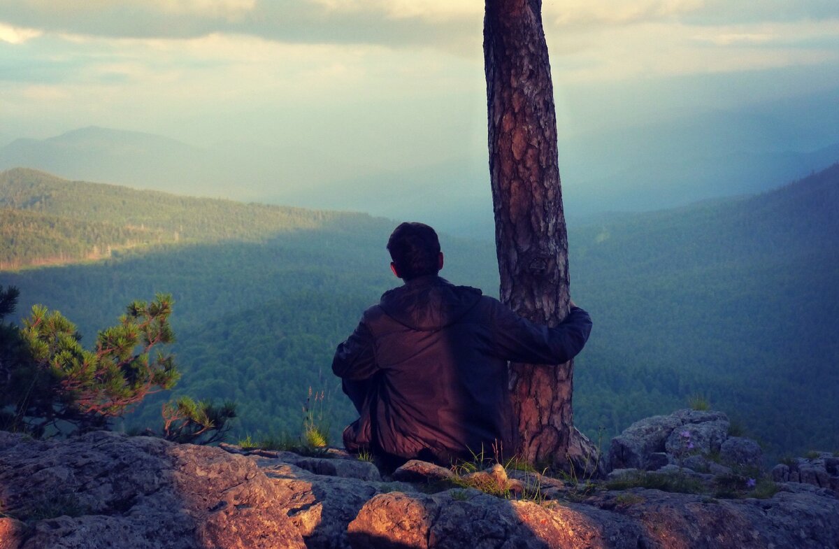 Это я взираю на Кавказ с плато Лаго-Наки