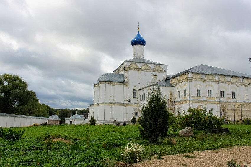 Свято троицкий данилова монастырь