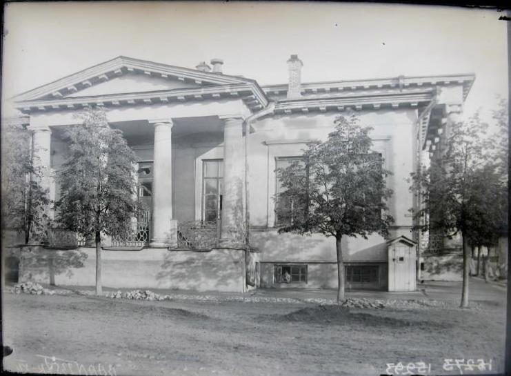 Здание Благородного собрания, 1910-20гг. Источник: pastvu.com