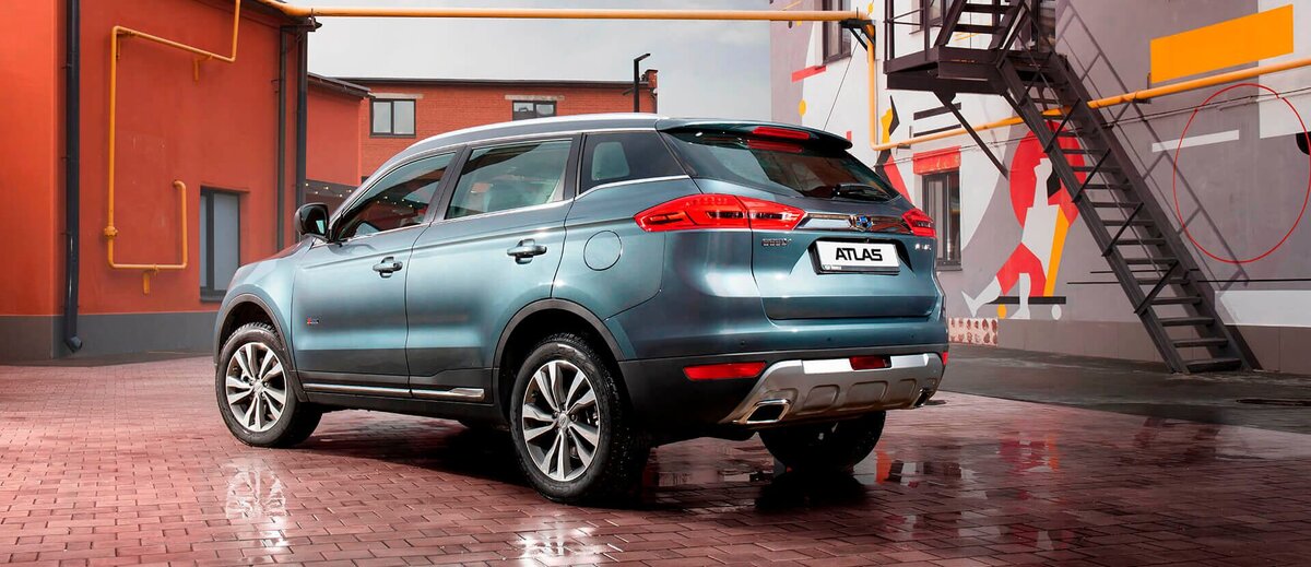 Geely Atlas (фото Geely)