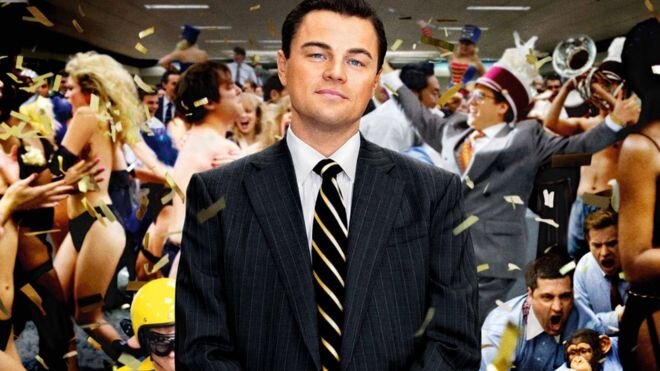 Джордан Белфорт основал одну из крупнейших брокерских контор в 1987 году, но десять лет спустя был осужден за отмывание денег и ряд прочих финансовых преступлений.