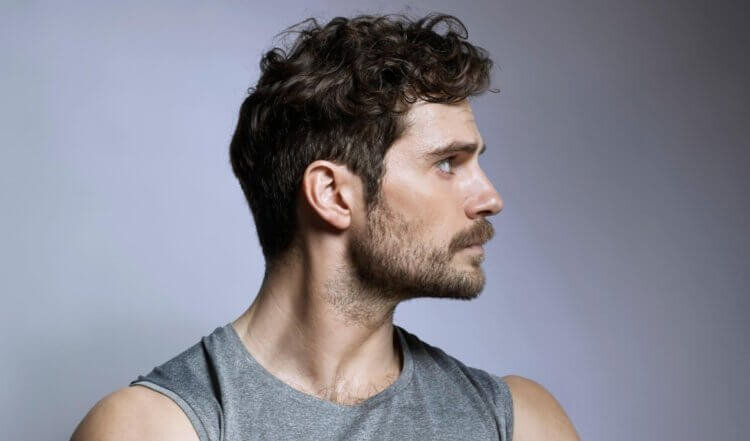 Бояться своих темных волос не надо, просто ведите здоровый образ жизни 