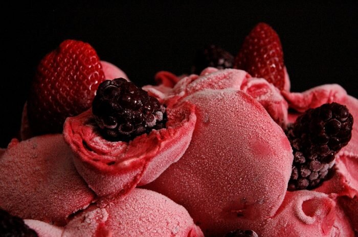 Плодово-ягодная заморозка: 5 вкусных способов применения, о которых многие хозяйки просто забыли