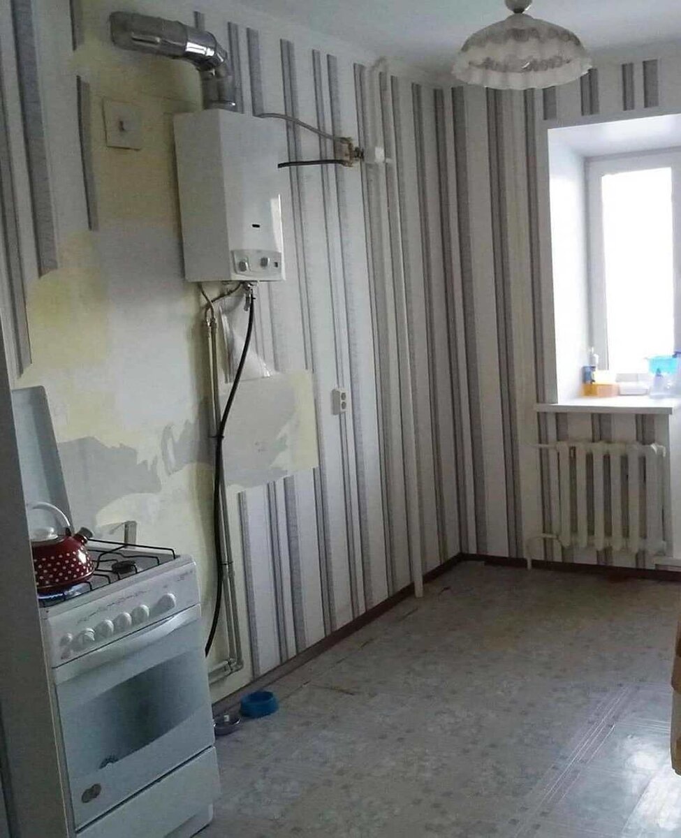 Обои начали отклеиваться от стен