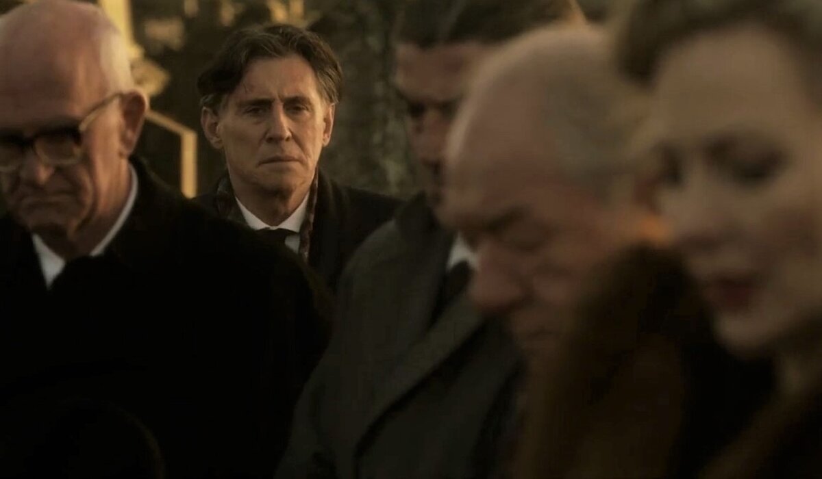 Скриншот из сериала.