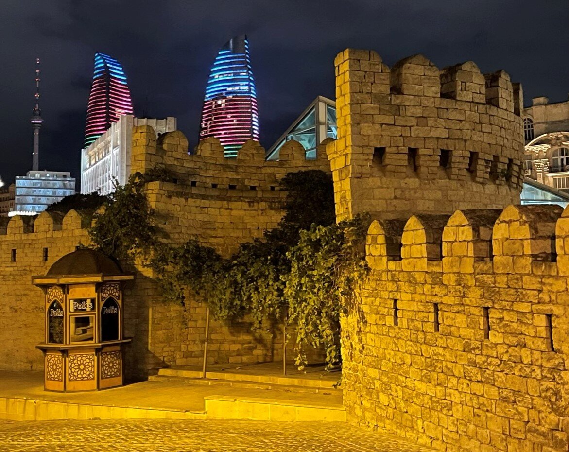 Город контрастов