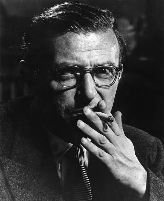 данная идея родилась в голове Марка благодаря работам Жан-Поль Сартра.