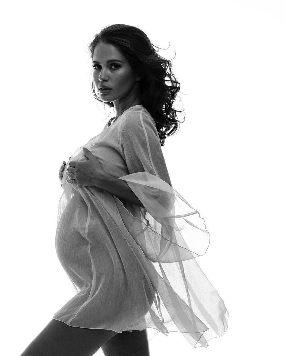    Мария Вебер готовится стать мамойСоцсети Марии Вебер