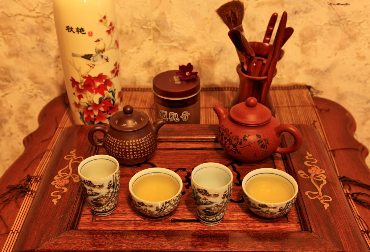 Русско китайский чай. Китайская чайная церемония. Китайское чаепитие. Китайский чай церемония. Традиции чаепития в Китае.