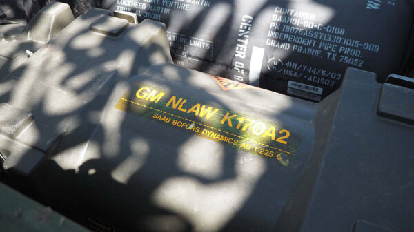 Содержимое найденных в Херсонской и Запорожской областях схронов. Фото © Росгвардия