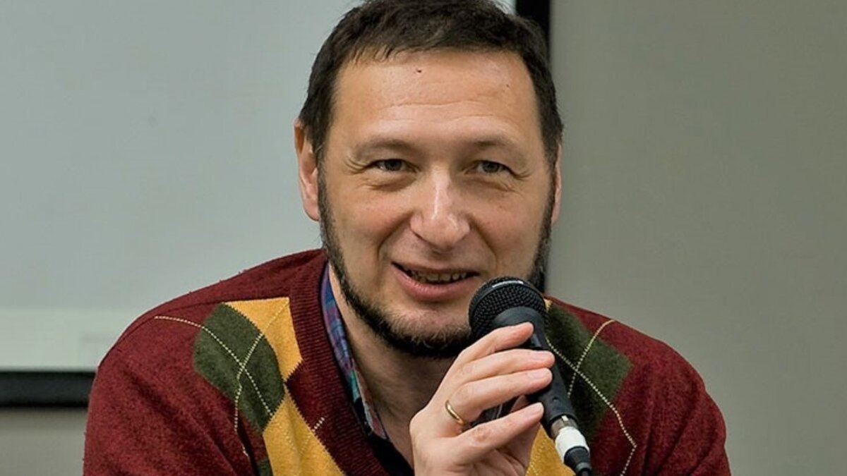     Сыктывкарский городской суд удовлетворил ходатайство следствия об аресте социолога и политолога Бориса Кагарлицкого* (на фото).