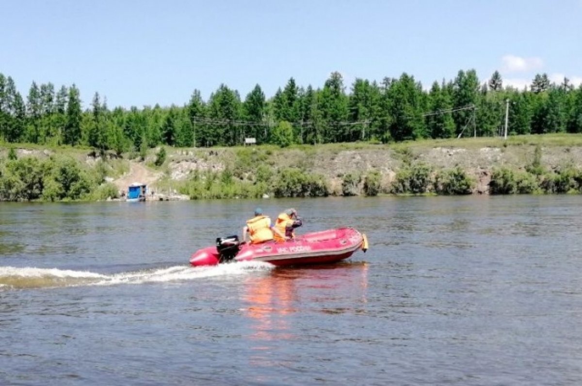    В Туве спасатели нашли одного из пассажиров перевернувшейся лодки