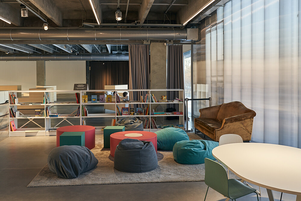 Листайте вправо, чтобы увидеть больше изображений