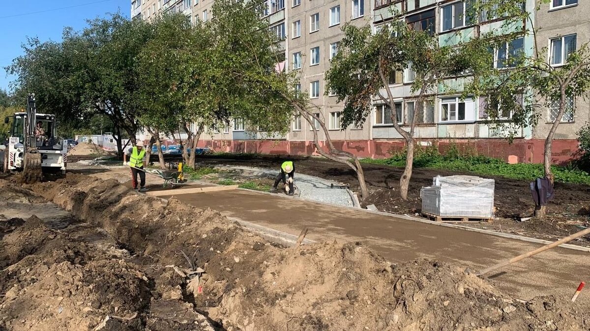 В новосибирском сквере «Радуга» построят сцену и обновят площадку для игр |  Atas.info | Дзен