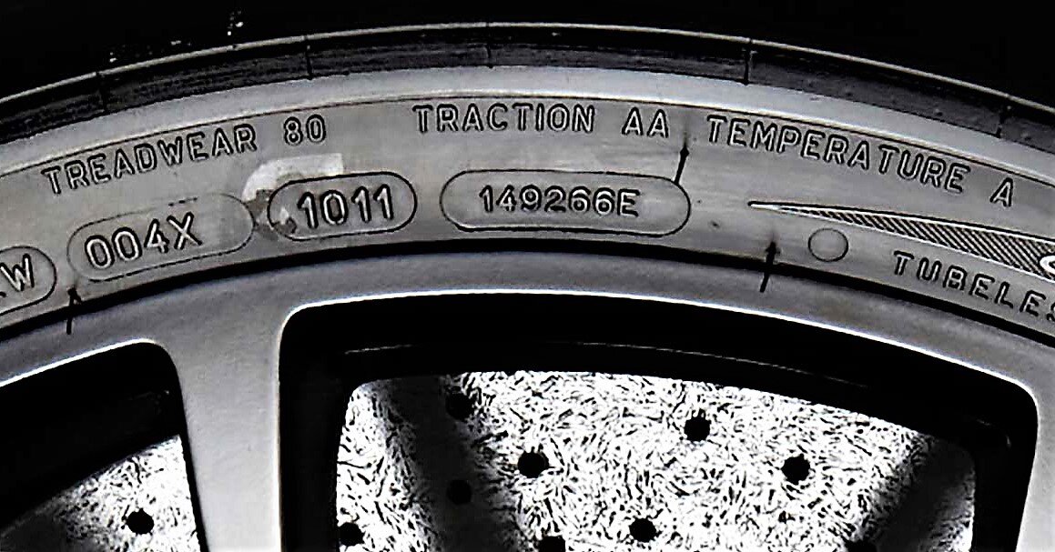 Treadwear 80, Traction AA, Temperature A - спортивная резина с мягким компаундом