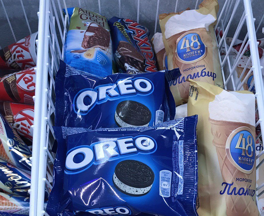 Oreo набор новогодний. Мороженое Орео в Пятерочке. Орео печенье в Пятерочке. Набор печенье Орео. Орео новогодний подарок.