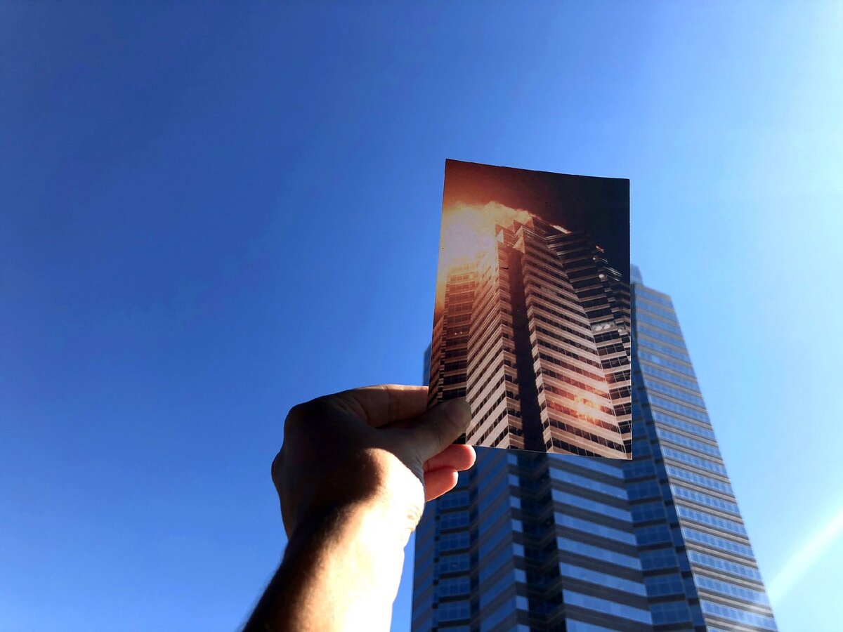 Здание Fox Plaza глазами фанатов фильма