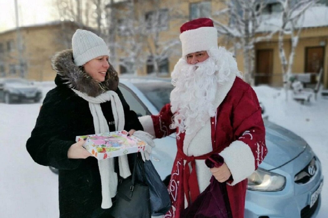 (Яндекс.картинки) Дед Мороз