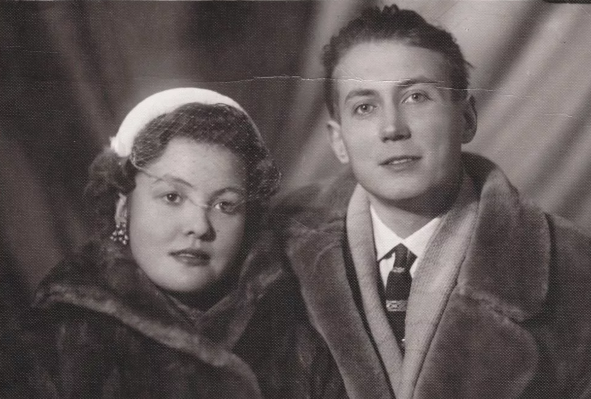 Белла Ахмадулина и Евгений Евтушенко. Кон. 1950-х. Ресурс: Яндекс.картинки