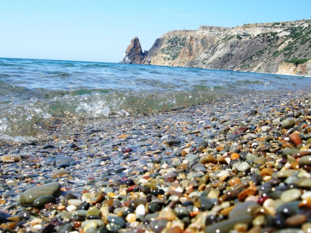 Яшмовый пляж на Фиоленте под Севастополем