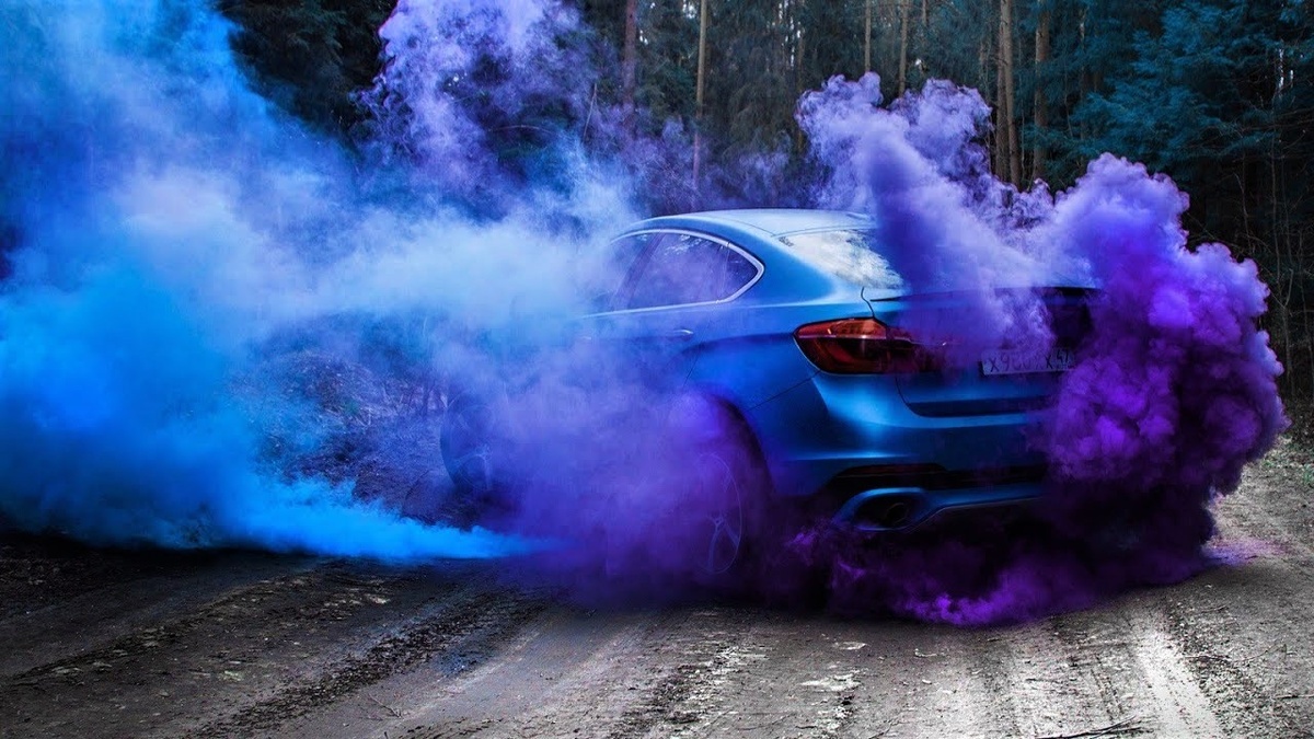 Разнашиваем цветную резину на BMW X6