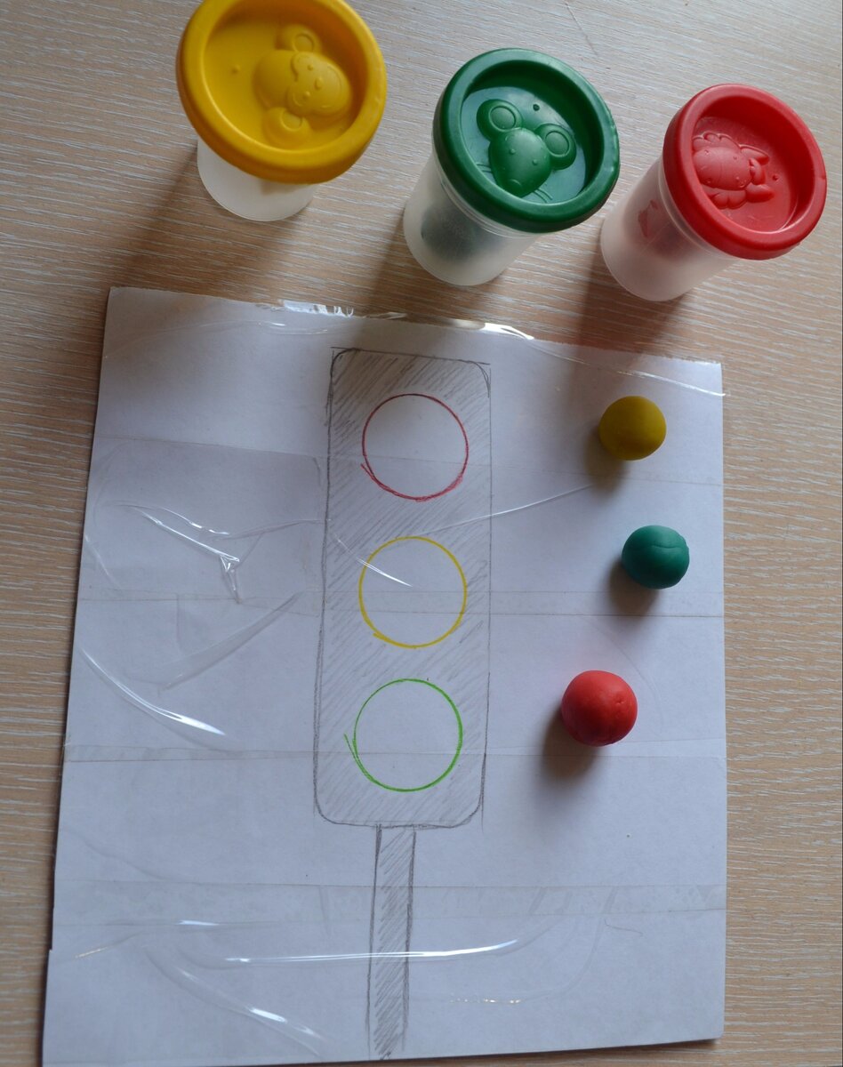 Развивающие игрушки детям своими руками - геометрическая сортировка