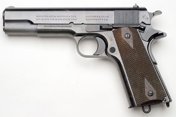 Пистолет Colt M1911 состоявший на вооружении ВМФ США