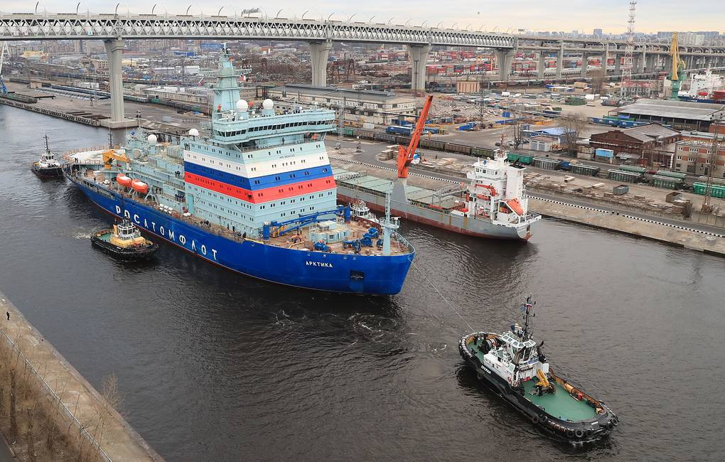 Атомный ледокол "Арктика", сроки сдачи которого сдвигали три раза и все равно их сорвали