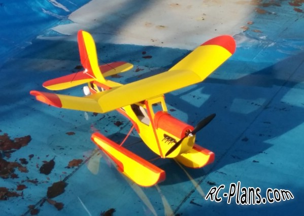 Радиоуправляемая авиамодель Slowly