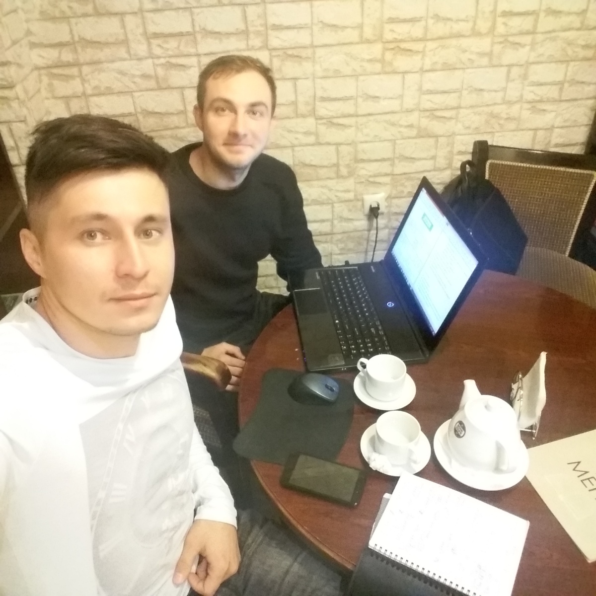 весна, book cafe год 2018