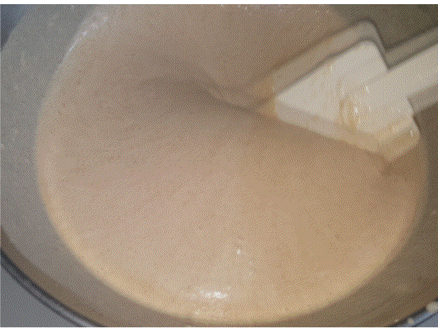 Вот такое негустое тесто получилось