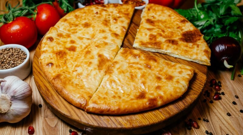 Хачапури по-имеретински. Иллюстрация с сайта https://recfood.ru