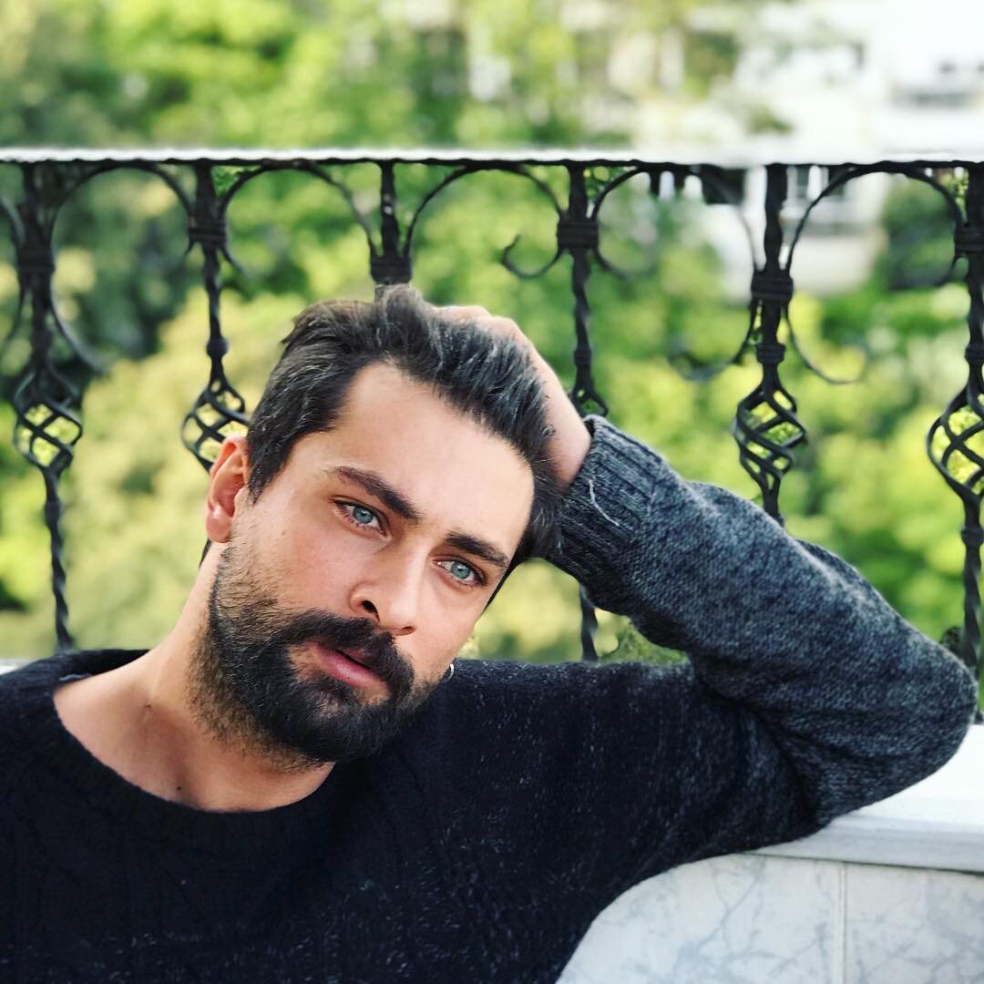 https://www.instagram.com/onurtuna/