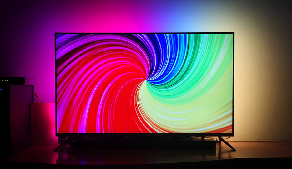 Телевизор с технологией Ambilight