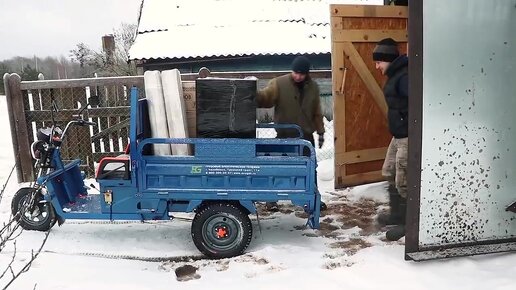 Конёк-Горбунок выселил москвичей из гаража! Добротный помощник в деревне