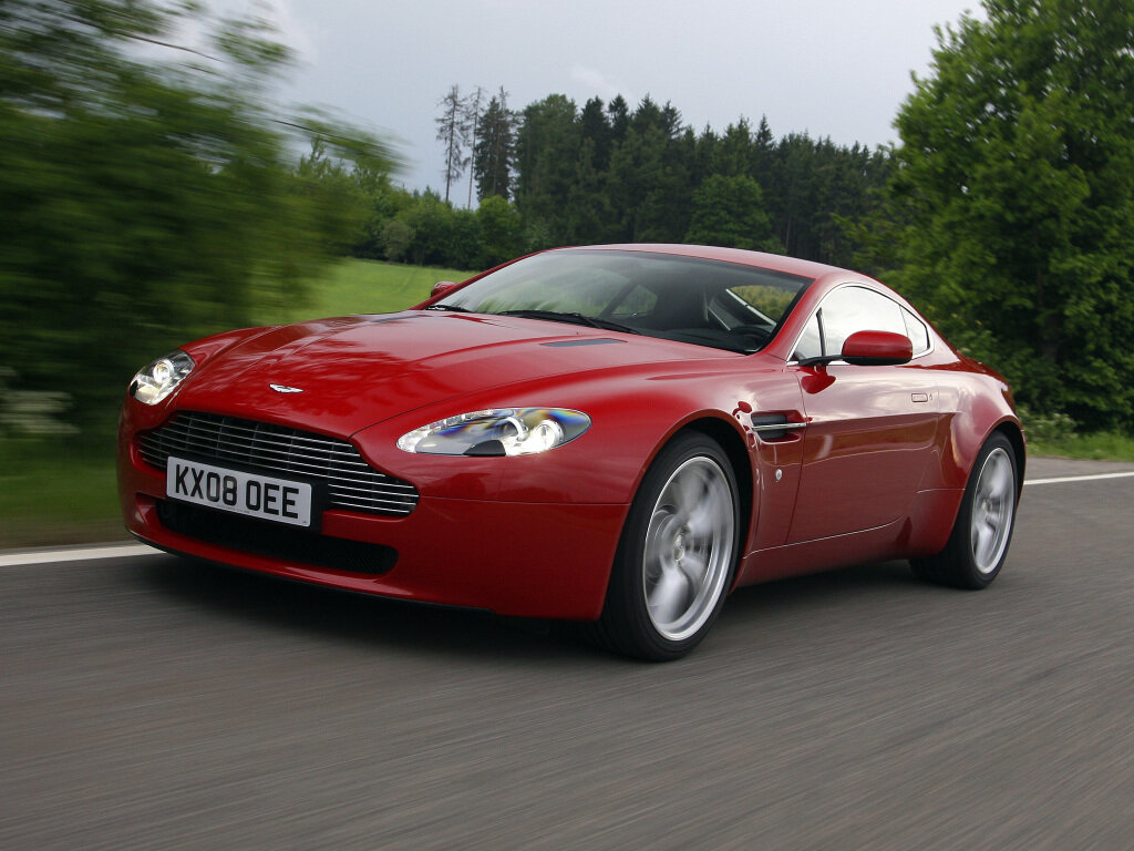 Aston-Martin-V8 Vantage (2005-12)
