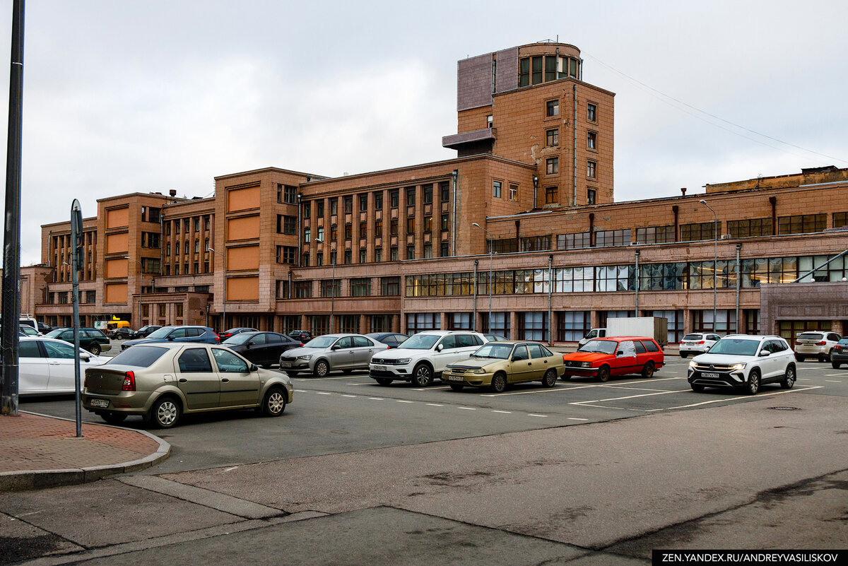 Санкт-Петербург тогда и сейчас. Каким был район Гавани раньше и во что  превратился - сравниваем старые и современные фото | Путешествия и всего по  чуть-чуть | Дзен