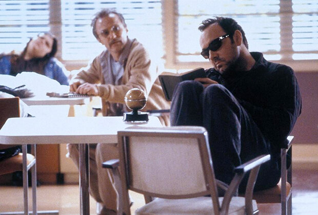 Кадр: фильм «Планета Ка-Пэкс»