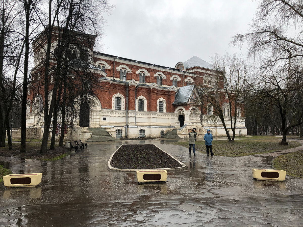 Музей Хрусталя в Гусь-Хрустальном, бывший Георгиевский собор