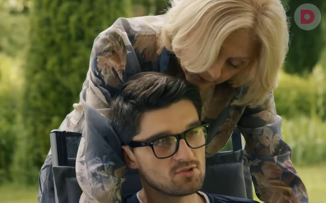 Нина одна воспитывала сына, поэтому думает, что вправе контролировать его жизнь