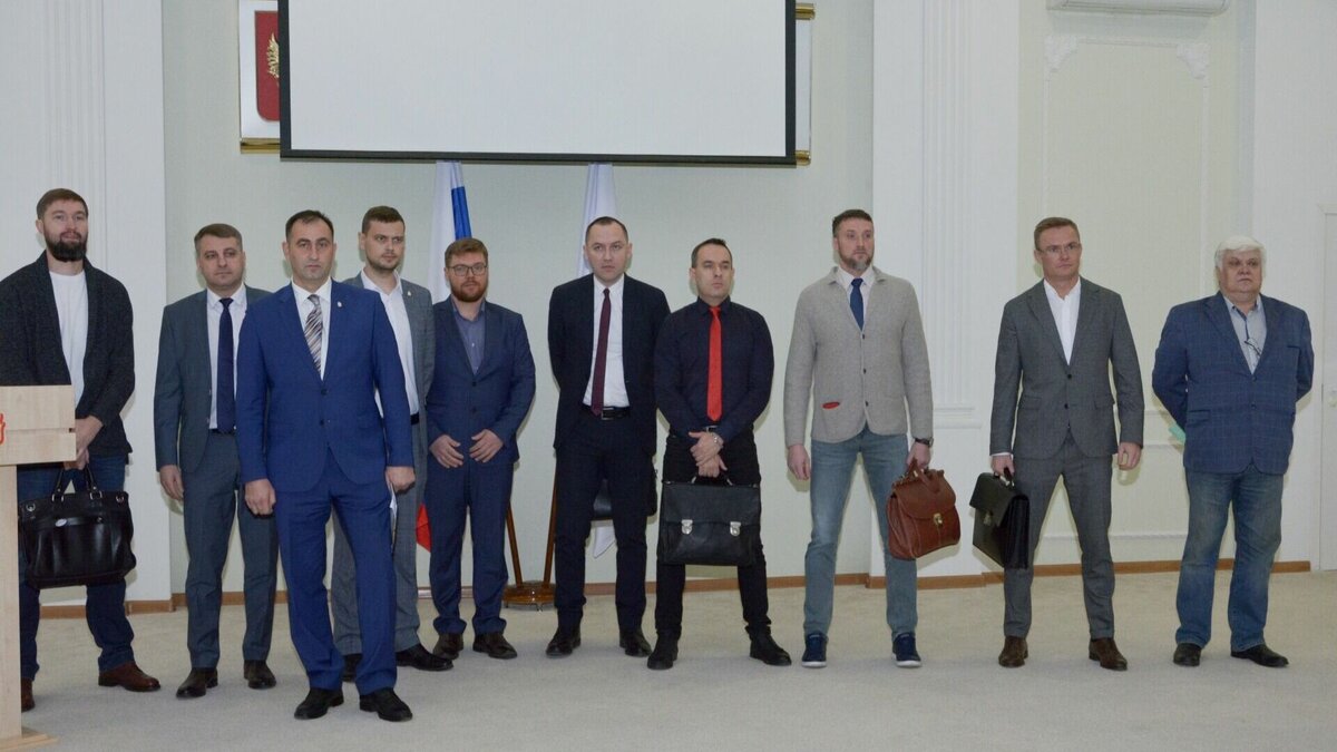     Пять из десяти кандидатов на пост главы администрации Нижегородского района Нижнего Новгорода прошли в следующий этап конкурса. Об этом заявили в городском департаменте кадровой политики.