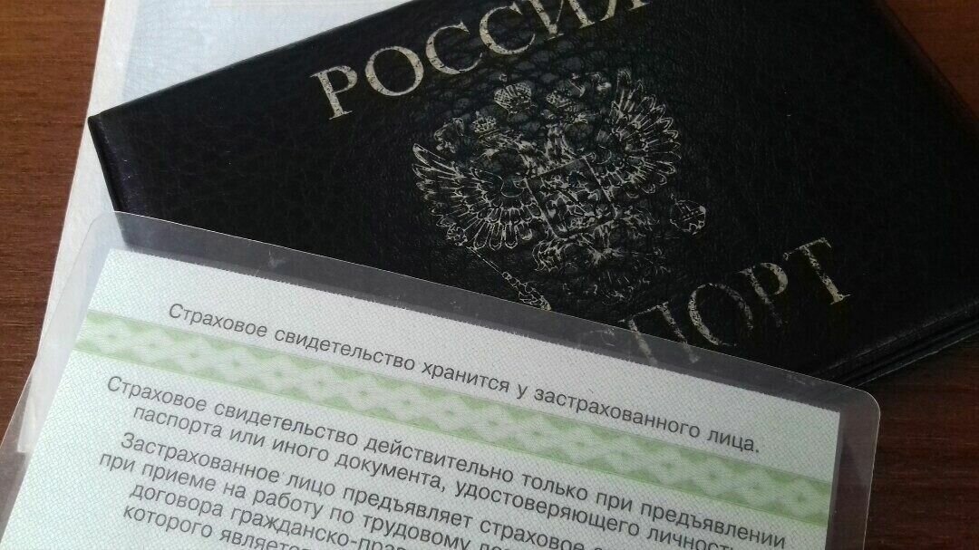     Бывших директоров департамента земельных и имущественных отношений Приморья Наталью Соколову и Армена Карпетяна подозревают в превышении полномочий. По версии следствия, они нанесли ущерб региональному бюджету на сумму около 80 миллионов рублей.