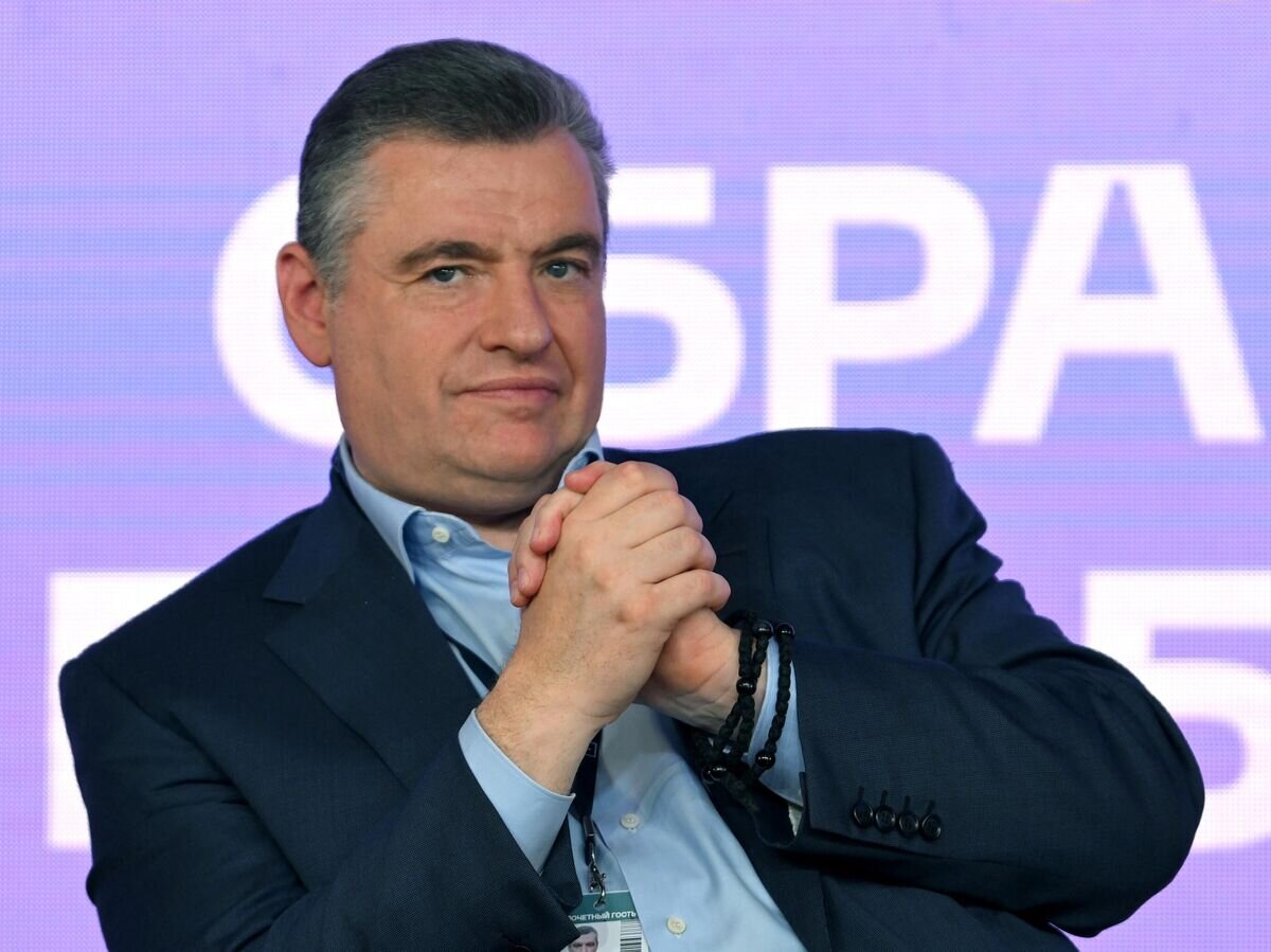    Руководитель фракции ЛДПР в Государственной Думе РФ Леонид Слуцкий на дискуссионной сессии "Образ будущего страны: Борьба за умы молодежи" форума "Территория смыслов" в Московской области© Максим Блинов