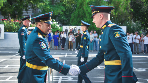 ВЫПУСК ЛЕЙТЕНАНТОВ ВОЕННОГО УЧЕБНОГО ЦЕНТРА ПРИ ЮРГПУ(НПИ)