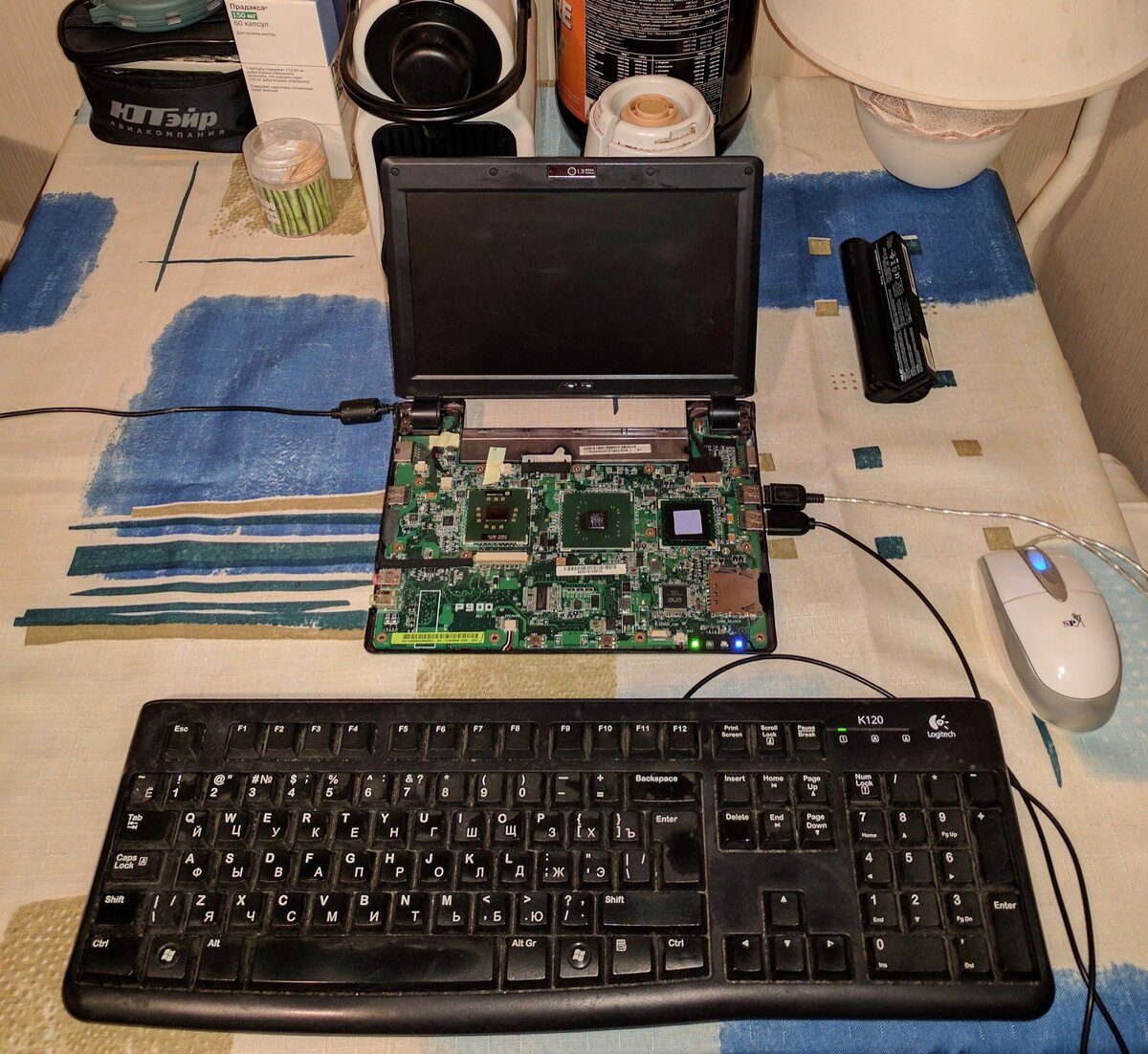 Пытаться взломать компьютерные системы крупных компаний и банков сегодня можно даже на собственной кухне (фото: Положение вещей)