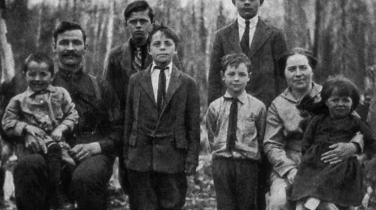 Семья Супрунов в Канаде