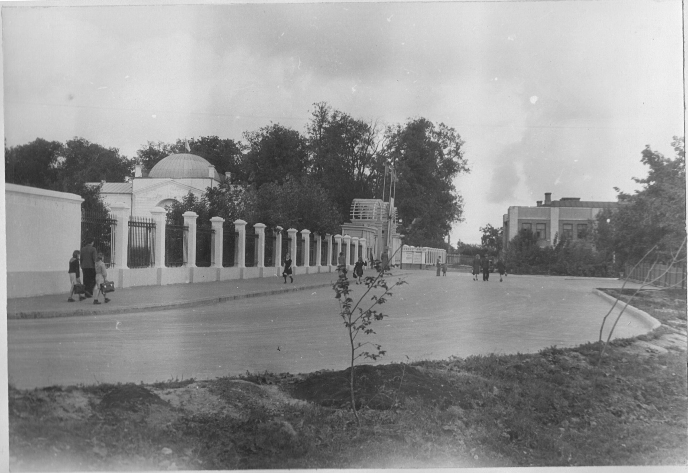 Брянск глазами. Бульвар Гагарина 30 Брянск. Старый бульвар Гагарина город Брянск. Брянск глазами разных поколений. Старый Брянск фото.