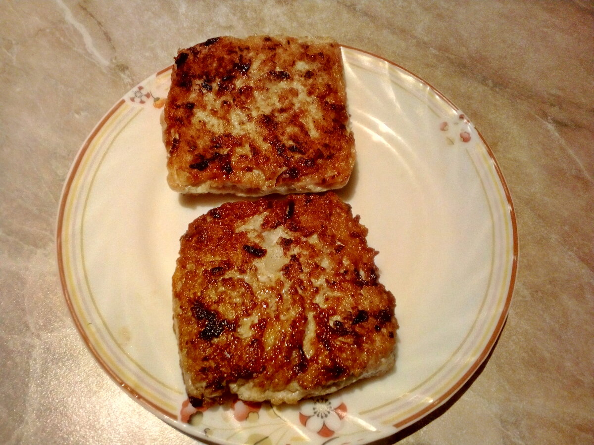 Как приготовить белорусский бургер дома, очень сытный и вкусный.