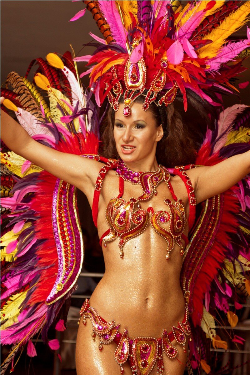 Бразильянки голые на карнавале